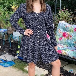 Vintage City Triangles Black White Floral Long Sleeve Romper Size S